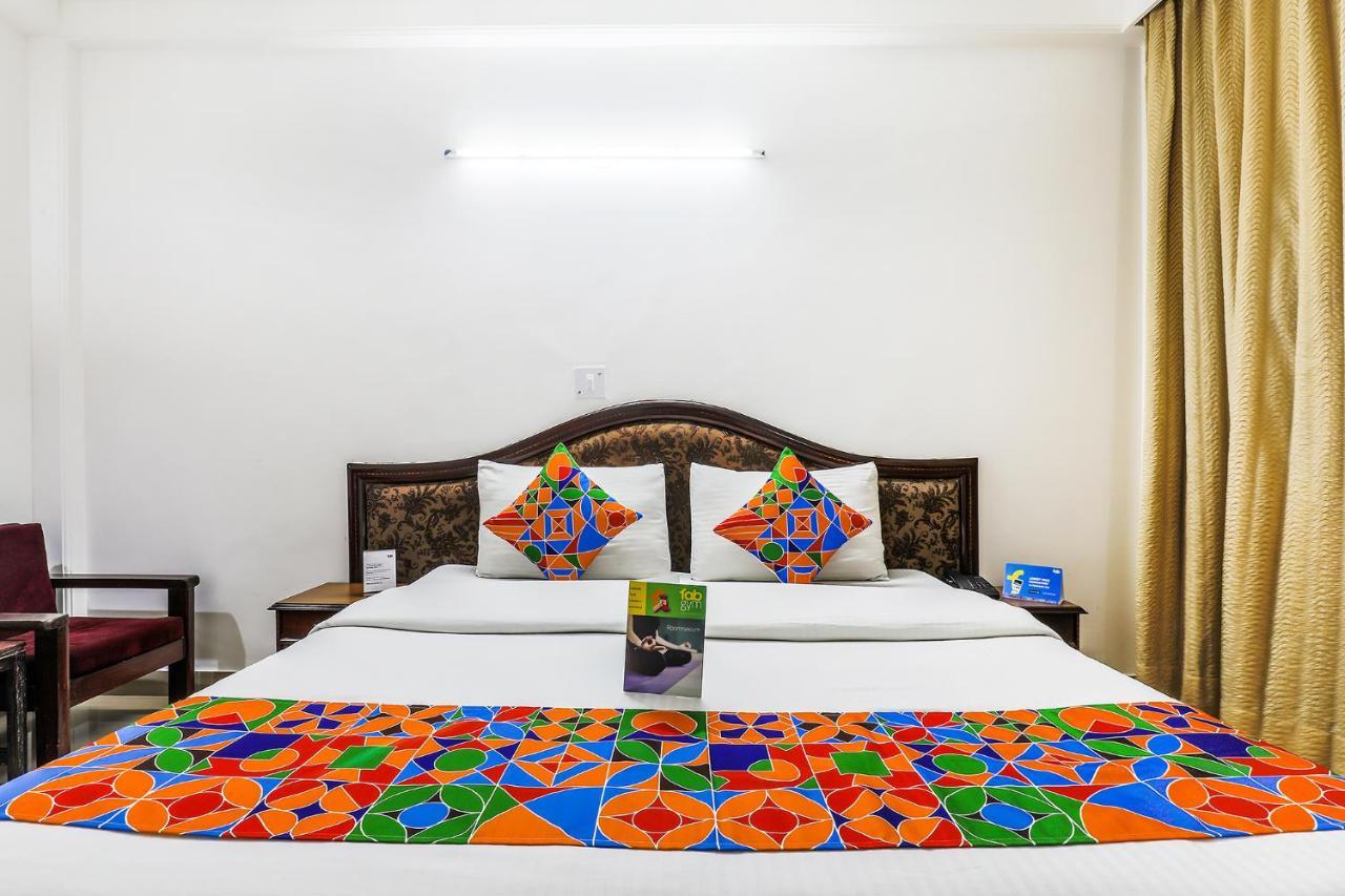 Fabexpress Hemkunt Mansion Hotel Noida Exterior photo