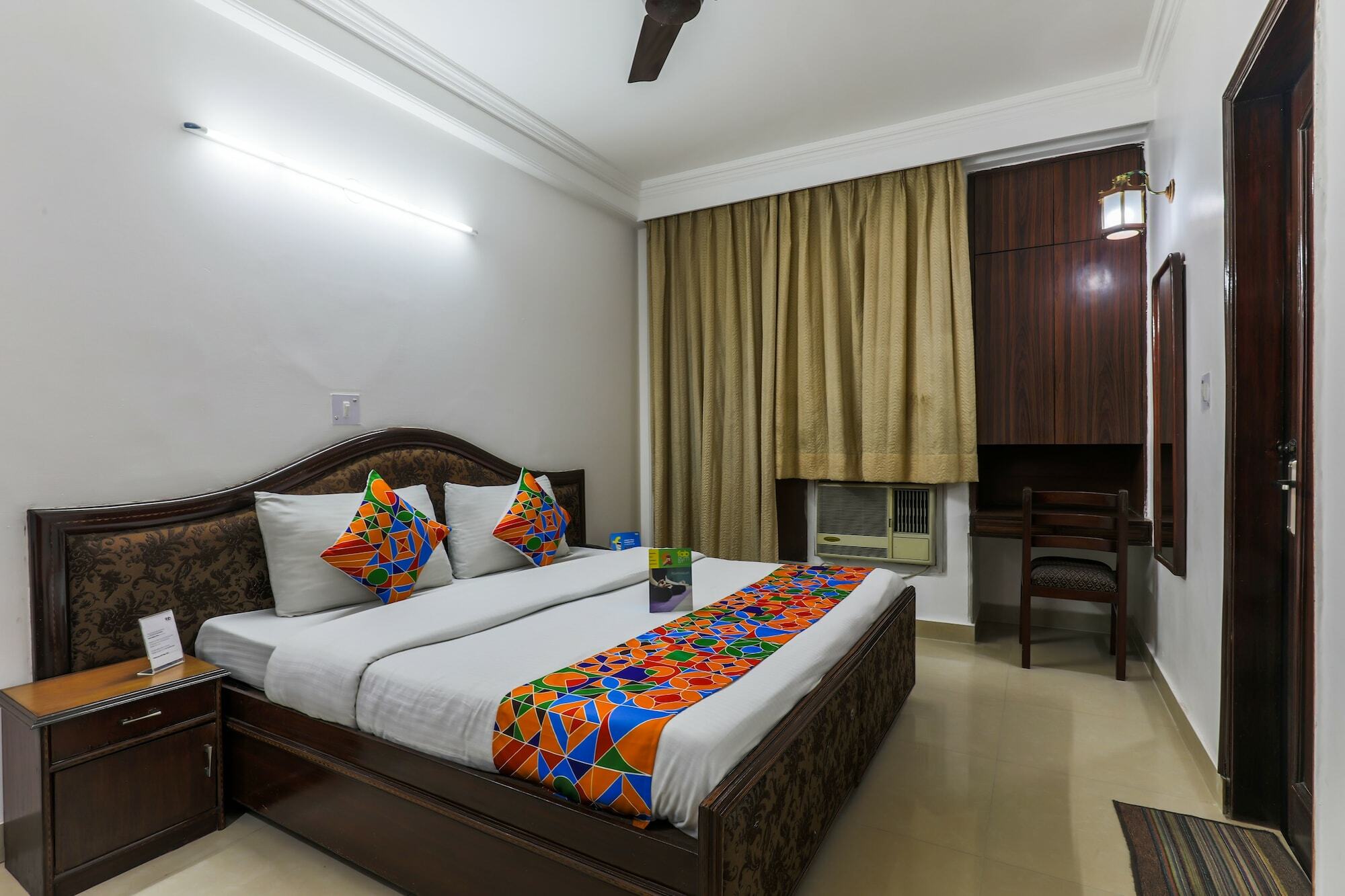 Fabexpress Hemkunt Mansion Hotel Noida Exterior photo